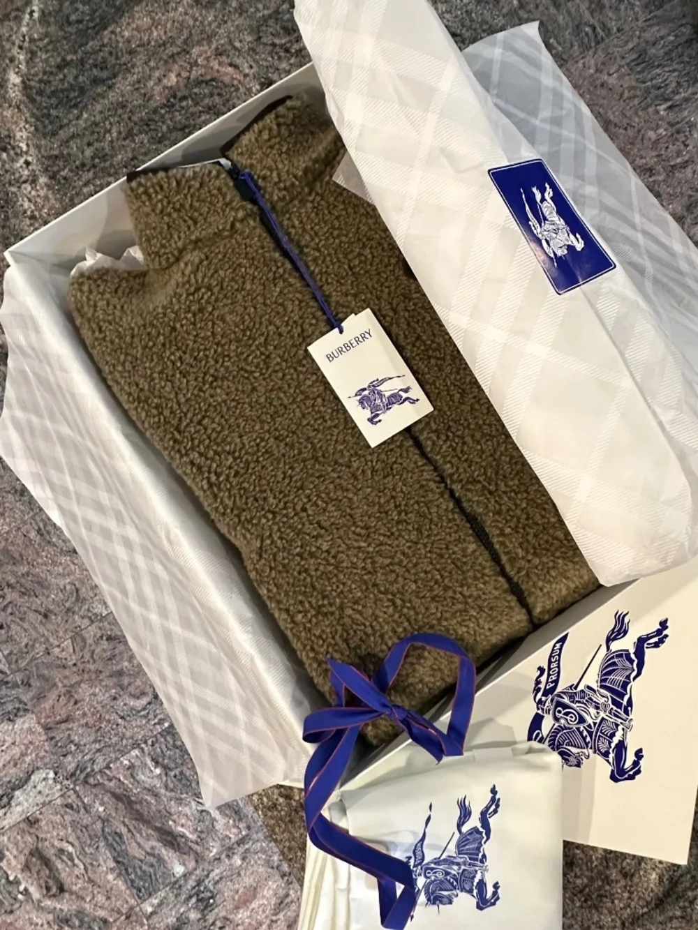 Burberry Teddy Bear Jacket SZ XL BNWT + Box - Picture 3 of 14